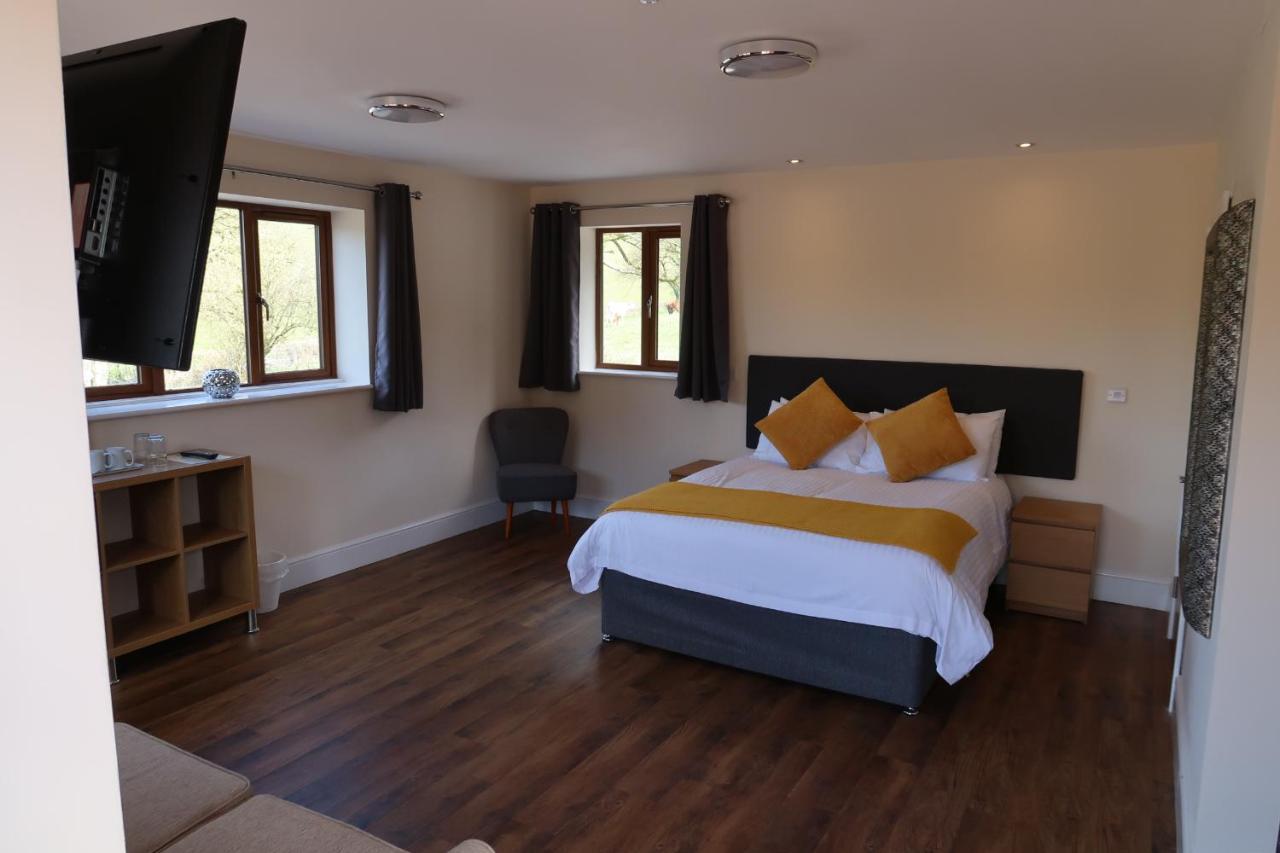 Lillypool Farm Hotel Shipham ภายนอก รูปภาพ
