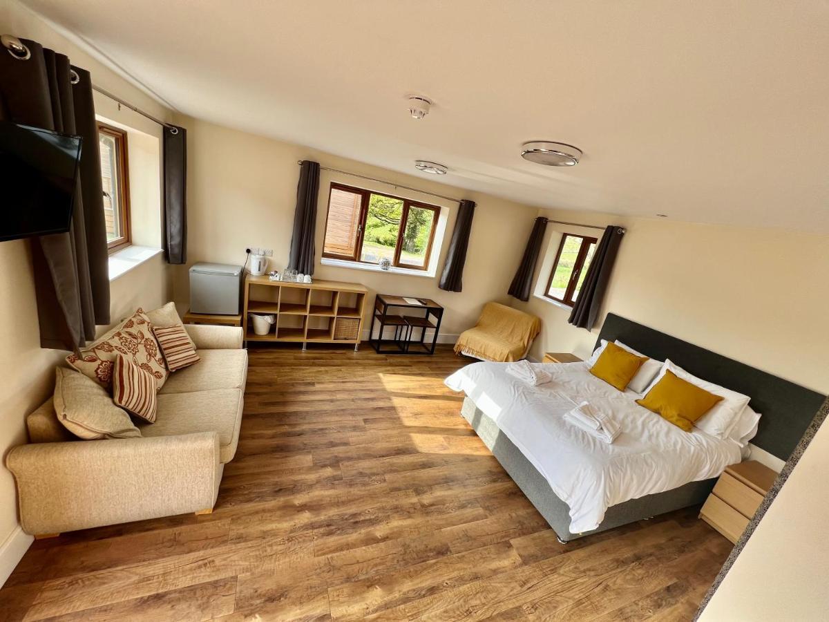 Lillypool Farm Hotel Shipham ภายนอก รูปภาพ