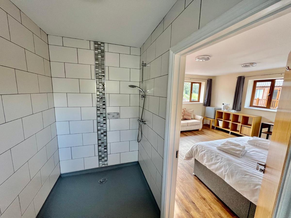 Lillypool Farm Hotel Shipham ภายนอก รูปภาพ